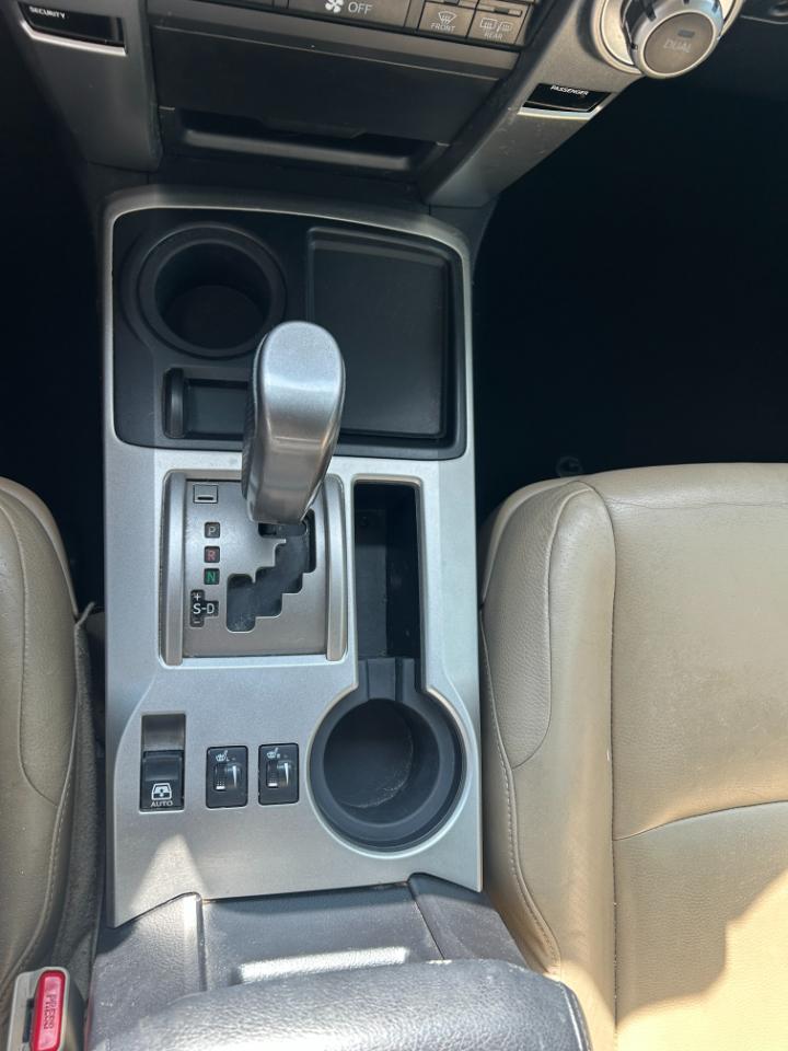 Toyota 4Runner RWD 4dr V6 Limited (Natl) 2013