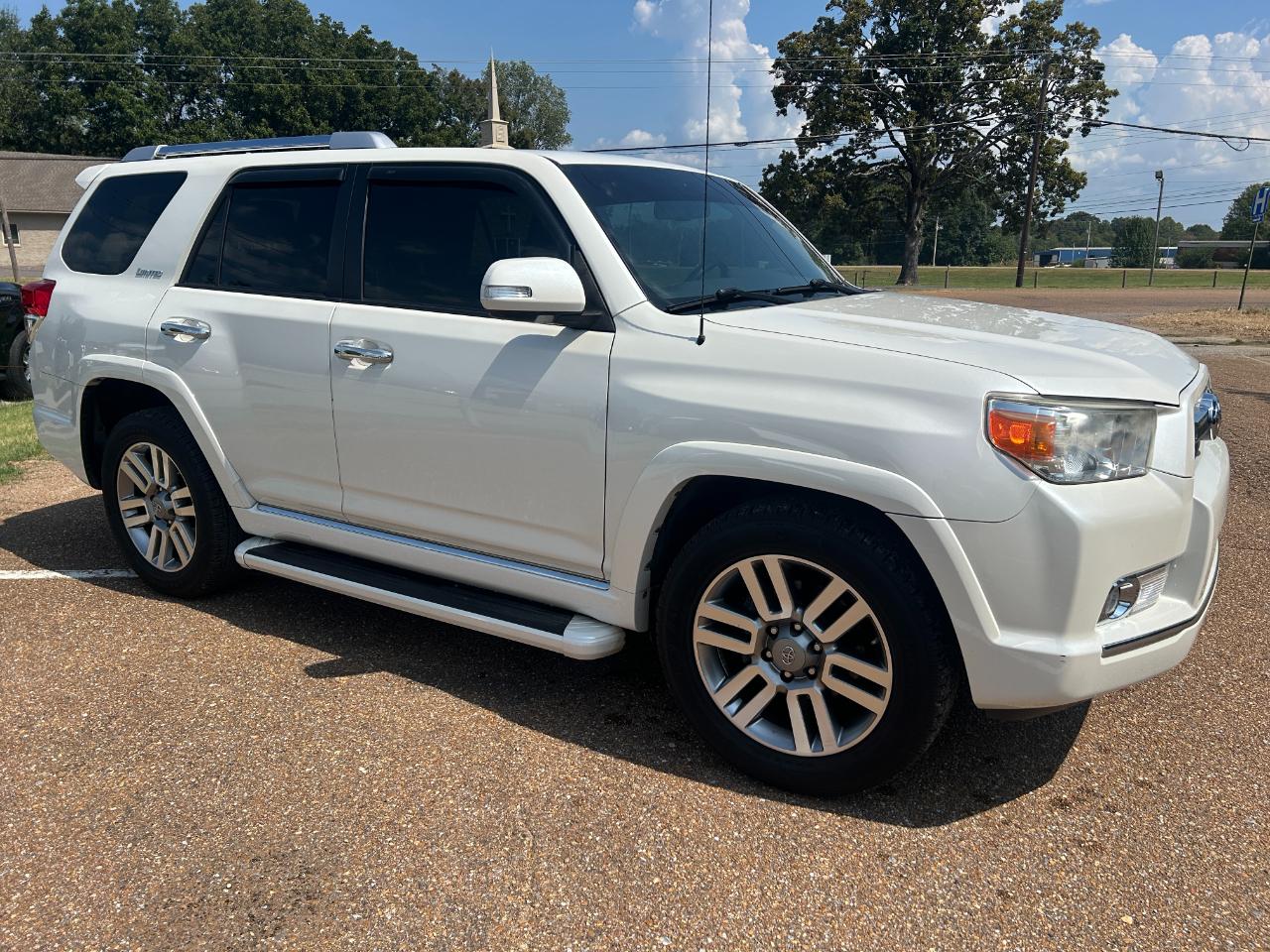 Toyota 4Runner RWD 4dr V6 Limited (Natl) 2013