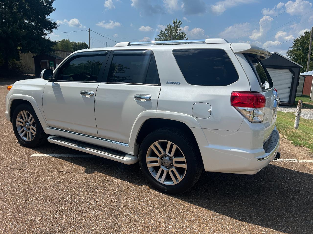 Toyota 4Runner RWD 4dr V6 Limited (Natl) 2013