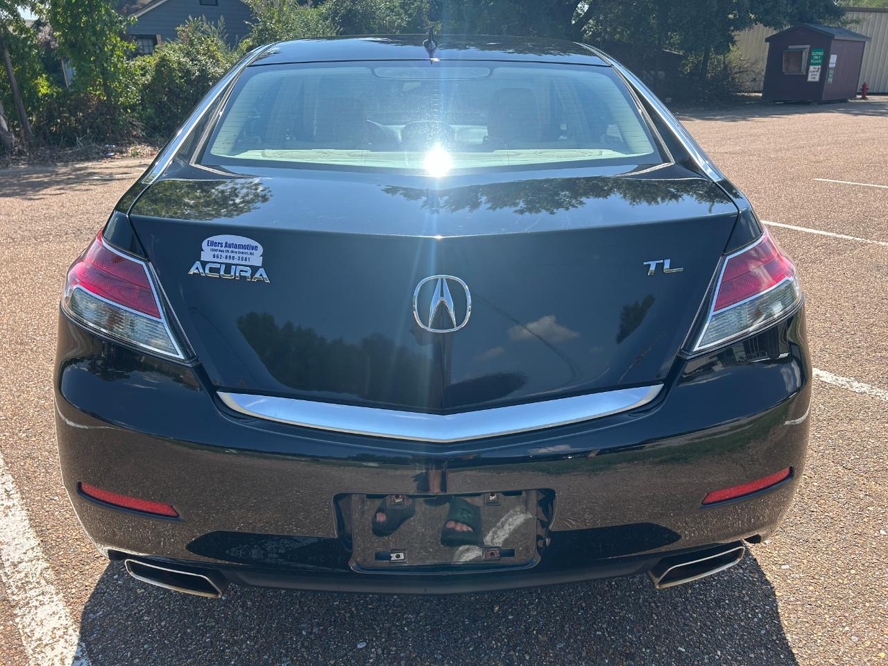 Acura TL 4dr Sdn Auto 2WD 2012