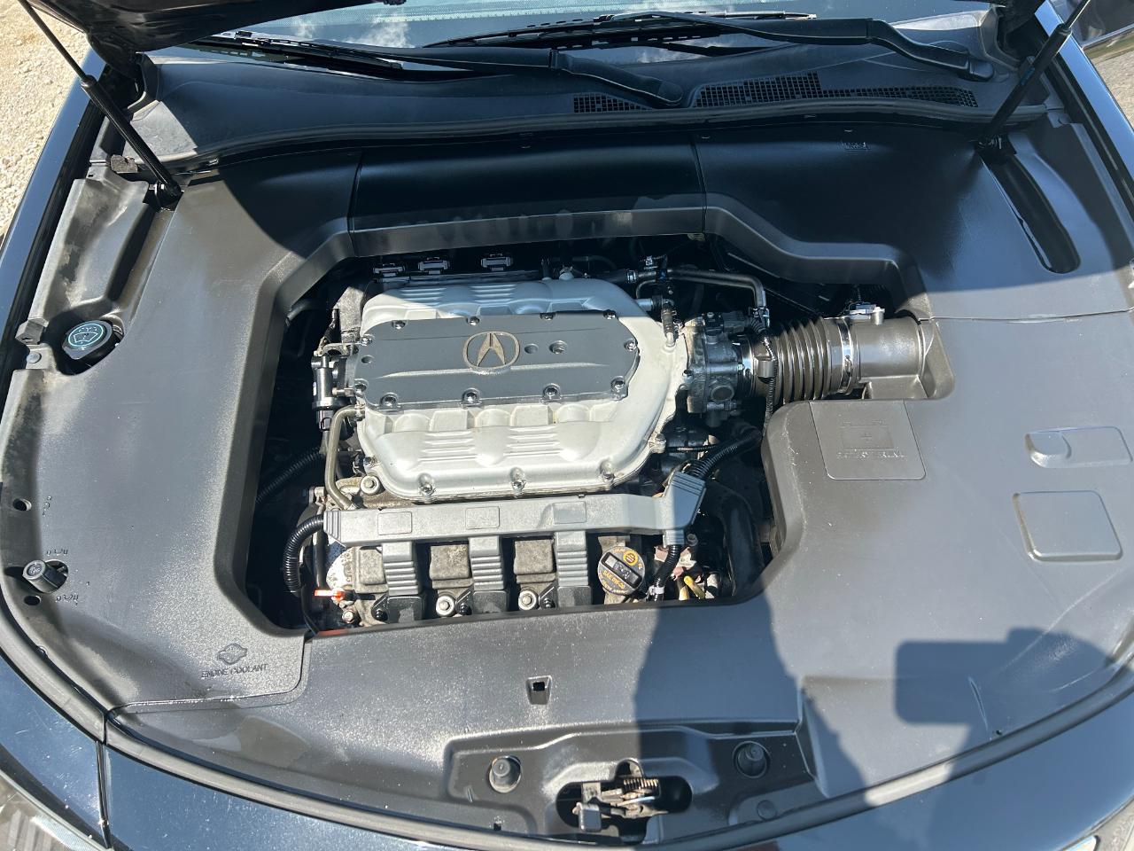 Acura TL 4dr Sdn Auto 2WD 2012