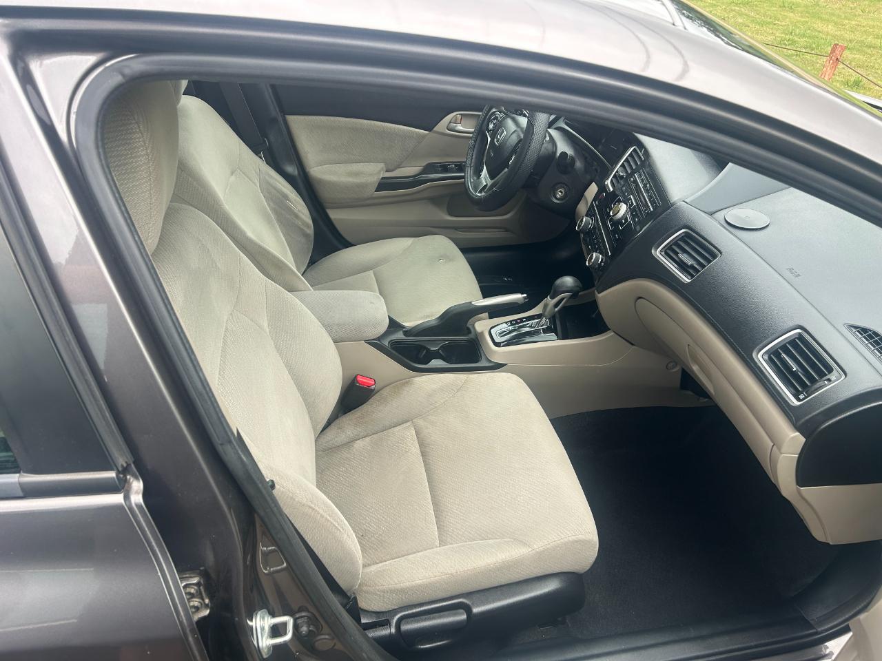 Honda Civic Sdn 4dr Auto LX 2013
