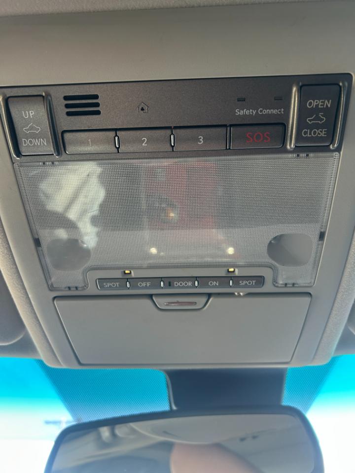 Lexus LS 460 4dr Sdn AWD 2011