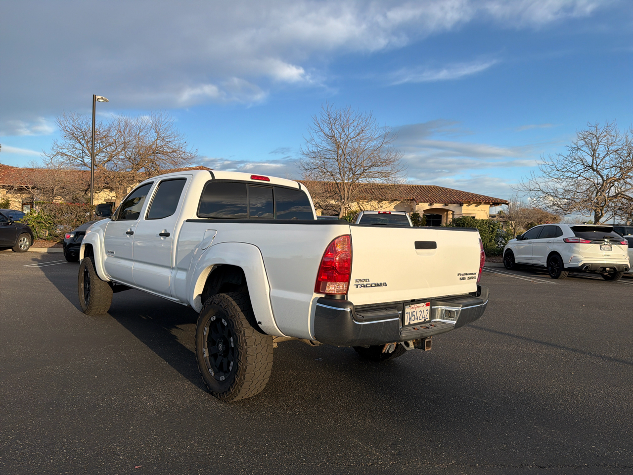 Toyota Tacoma PreRunner Double Cab Long Bed V6 2WD 2005