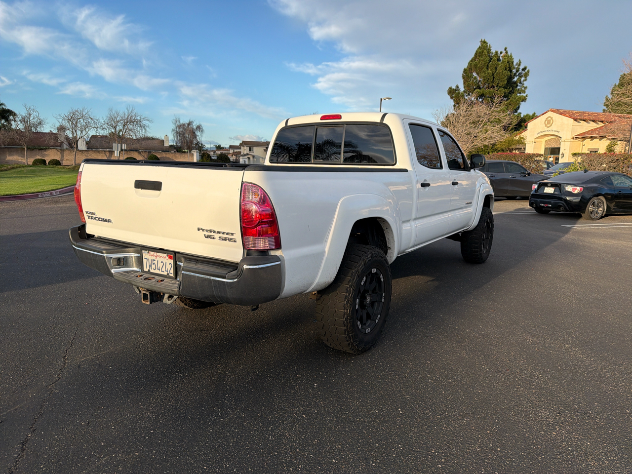 Toyota Tacoma PreRunner Double Cab Long Bed V6 2WD 2005