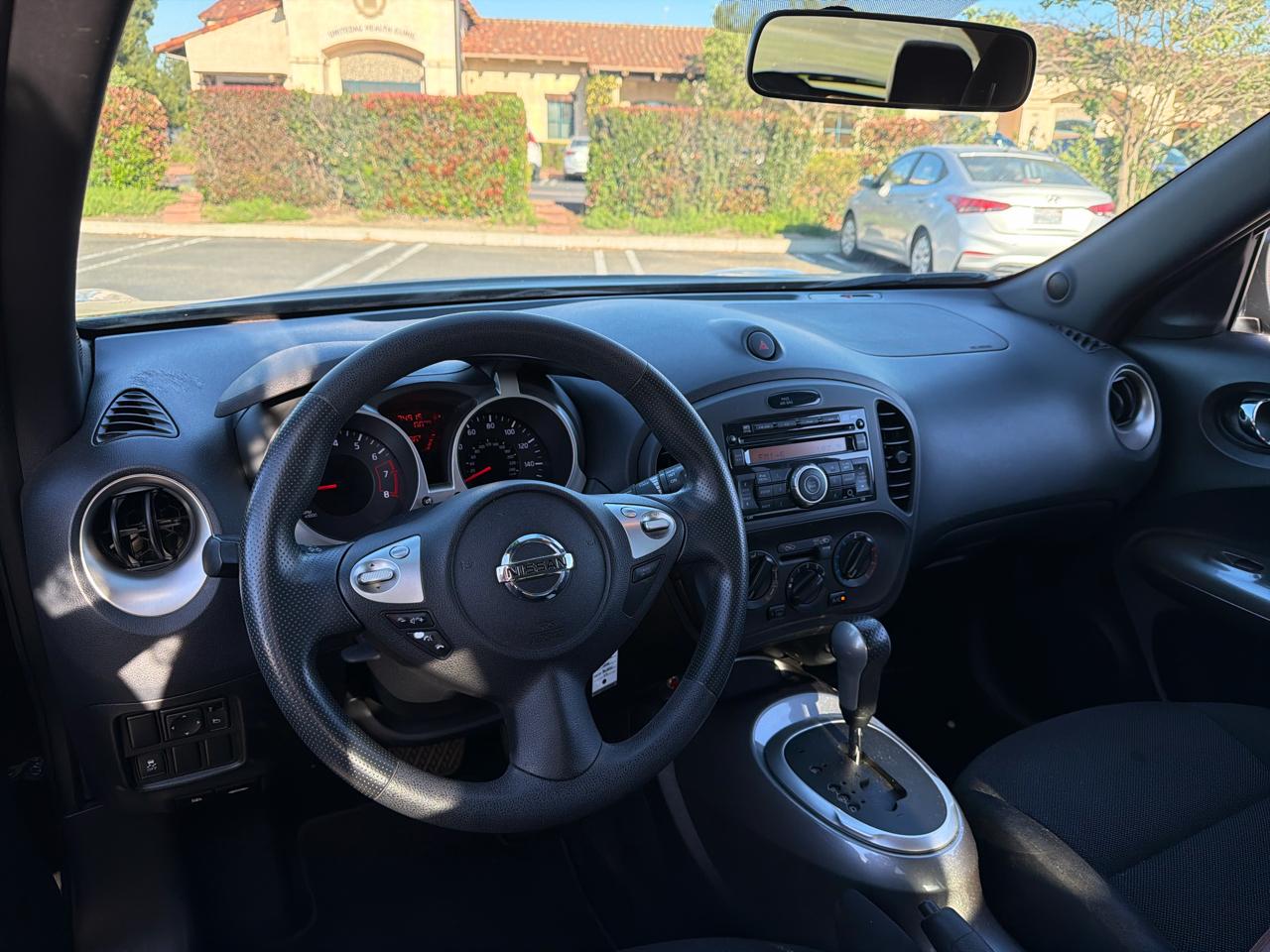 Nissan Juke S FWD 2014