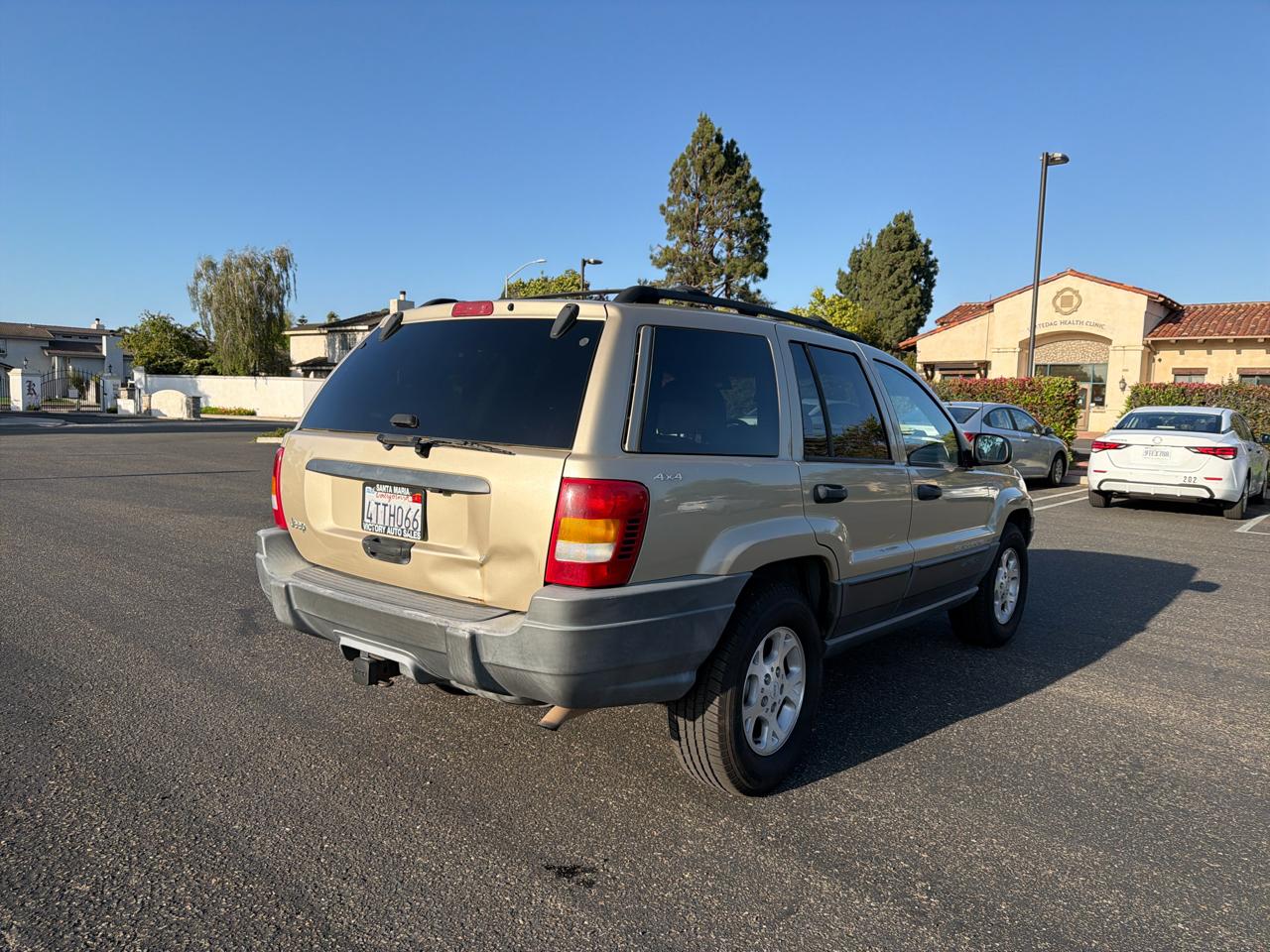 Jeep Grand Cherokee Laredo 4WD 2001