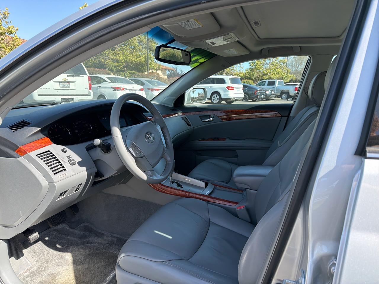 Toyota Avalon Limited 2006