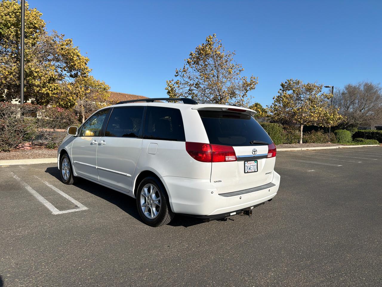 Toyota Sienna XLE 2004