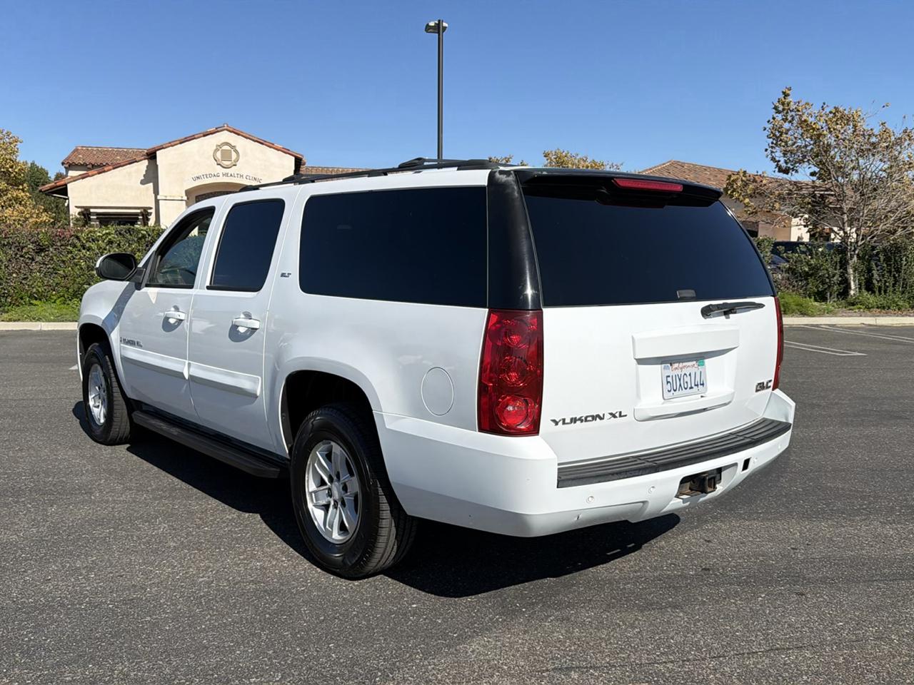 GMC Yukon XL SLE-1 1/2 Ton 2WD 2007
