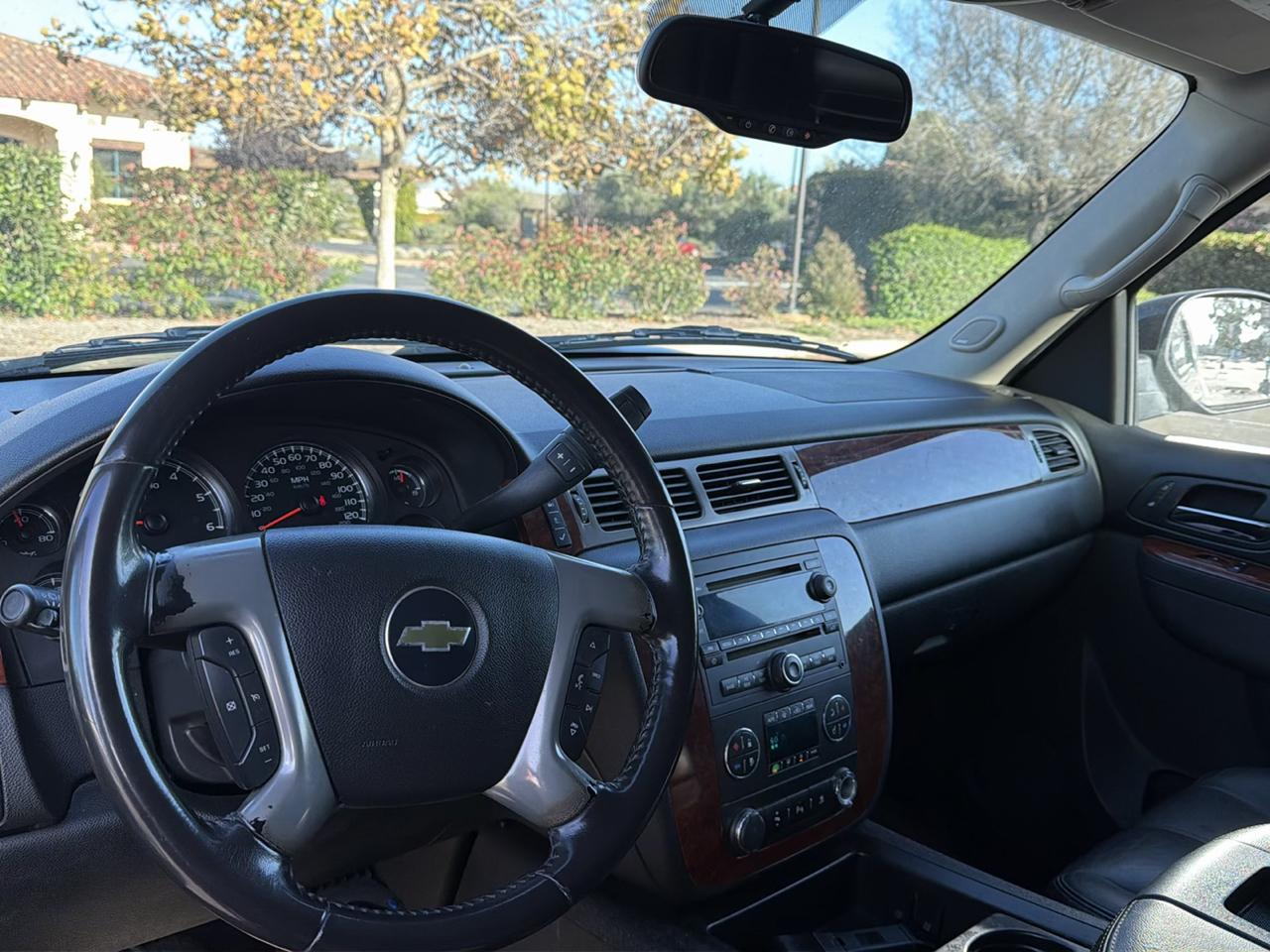 Chevrolet Tahoe LT 2WD 2011