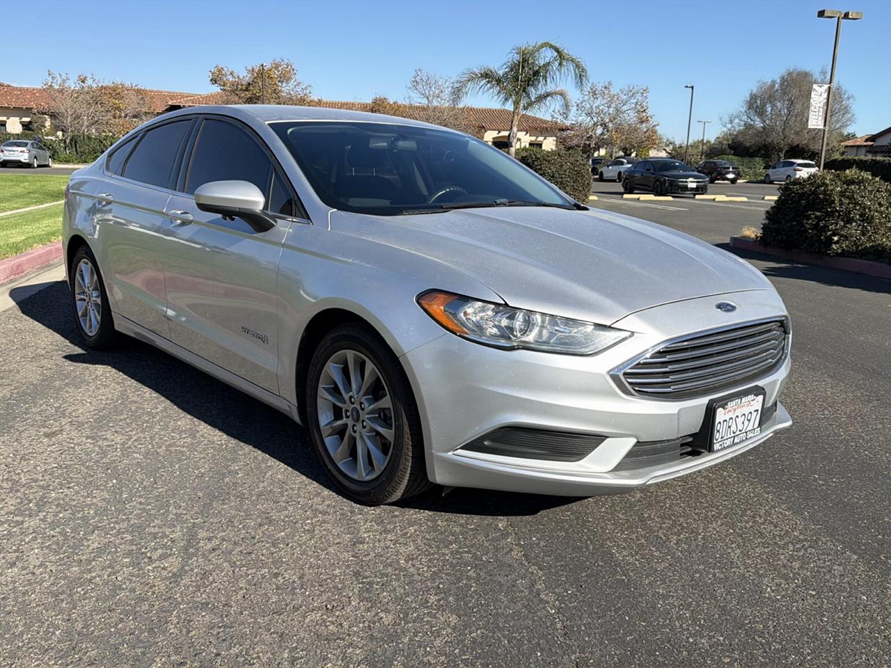 Ford Fusion Hybrid SE 2017
