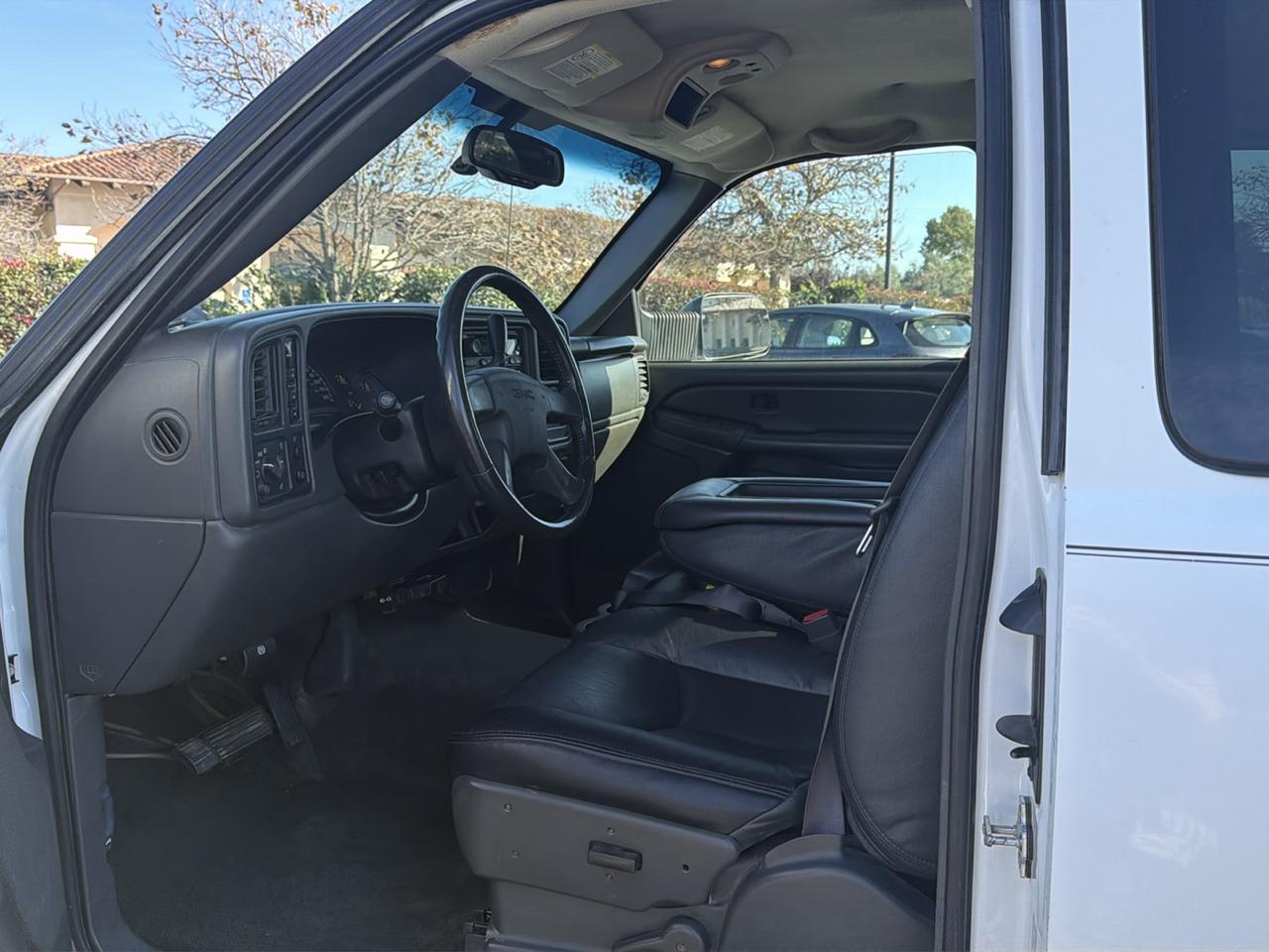 GMC Sierra 2500HD SLE Ext. Cab Long Bed 4WD 2004