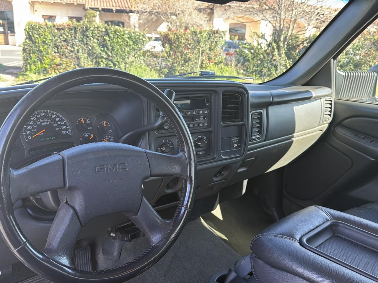 GMC Sierra 2500HD SLE Ext. Cab Long Bed 4WD 2004