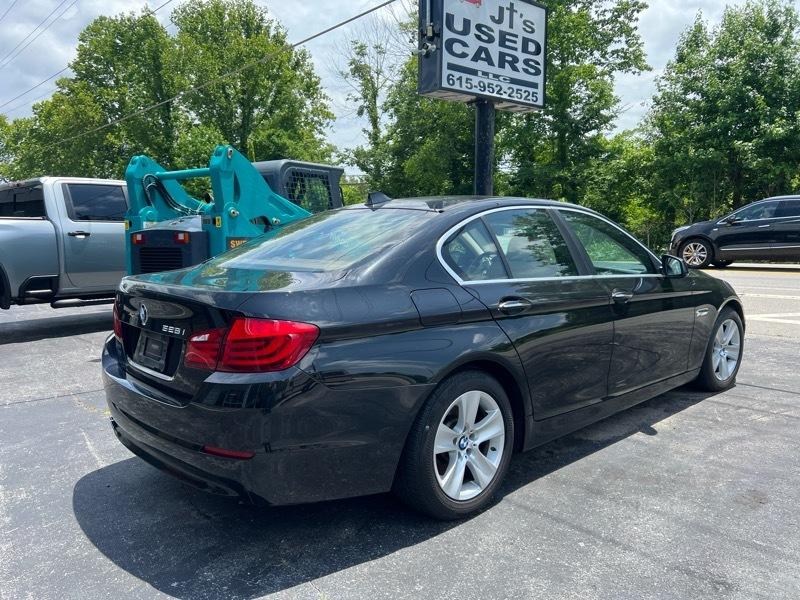 BMW 528i Base 2013