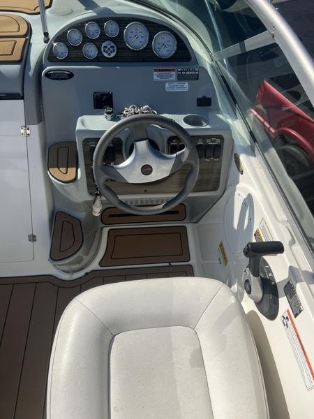 Bayliner Pleasure Boat Base 2010
