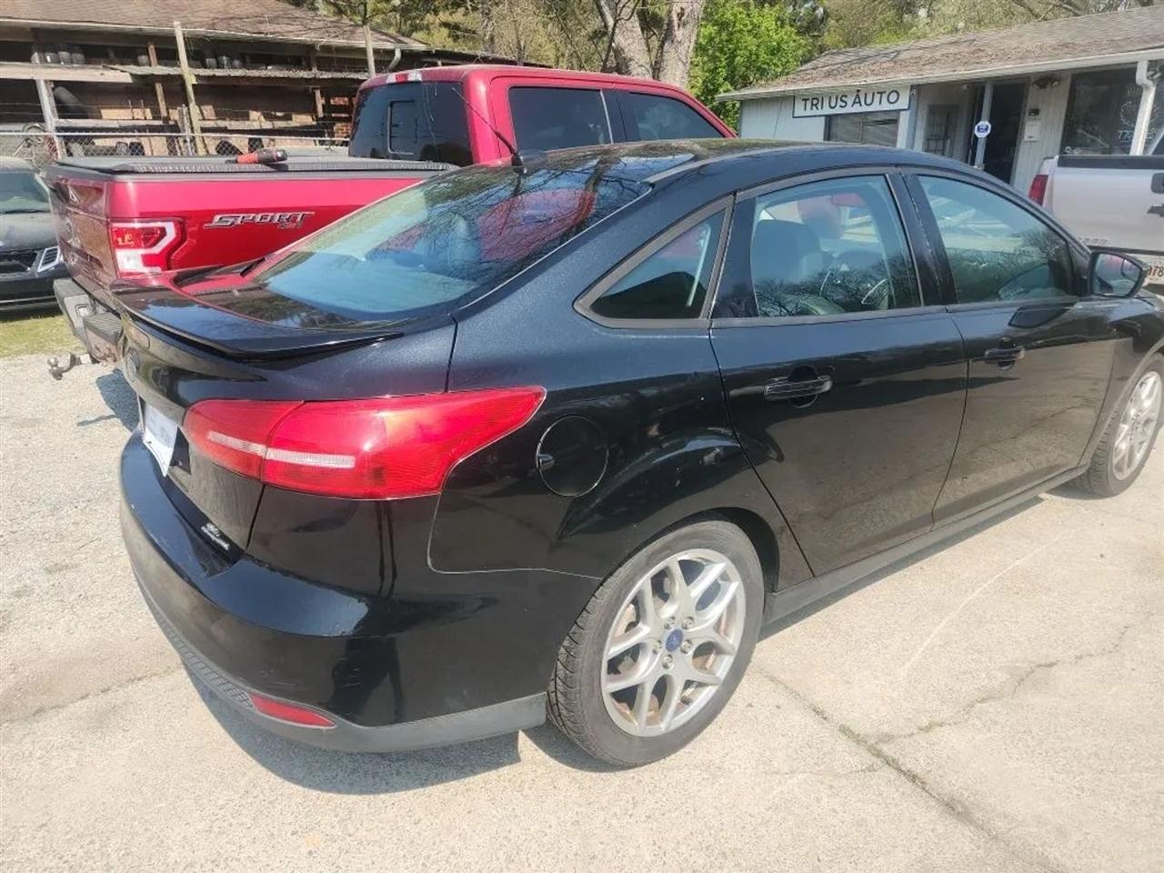 Ford Focus SE Sedan 2015