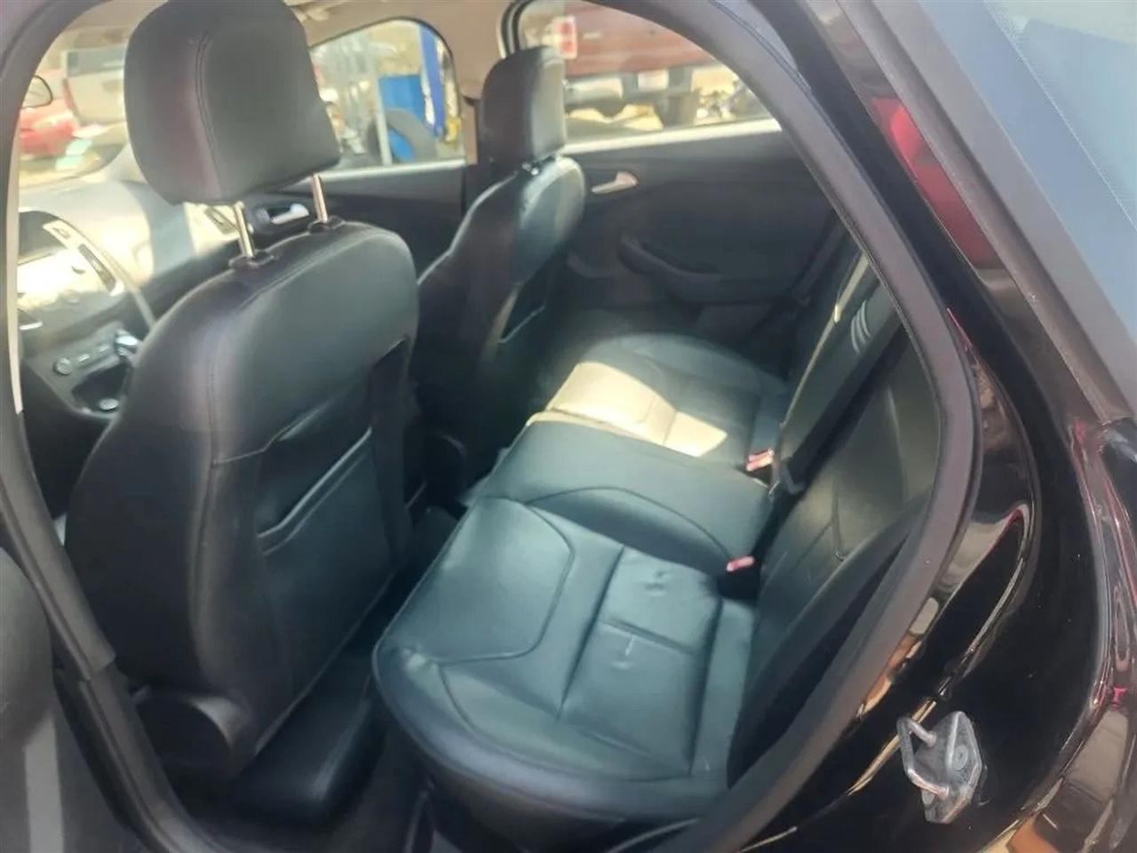 Ford Focus SE Sedan 2015