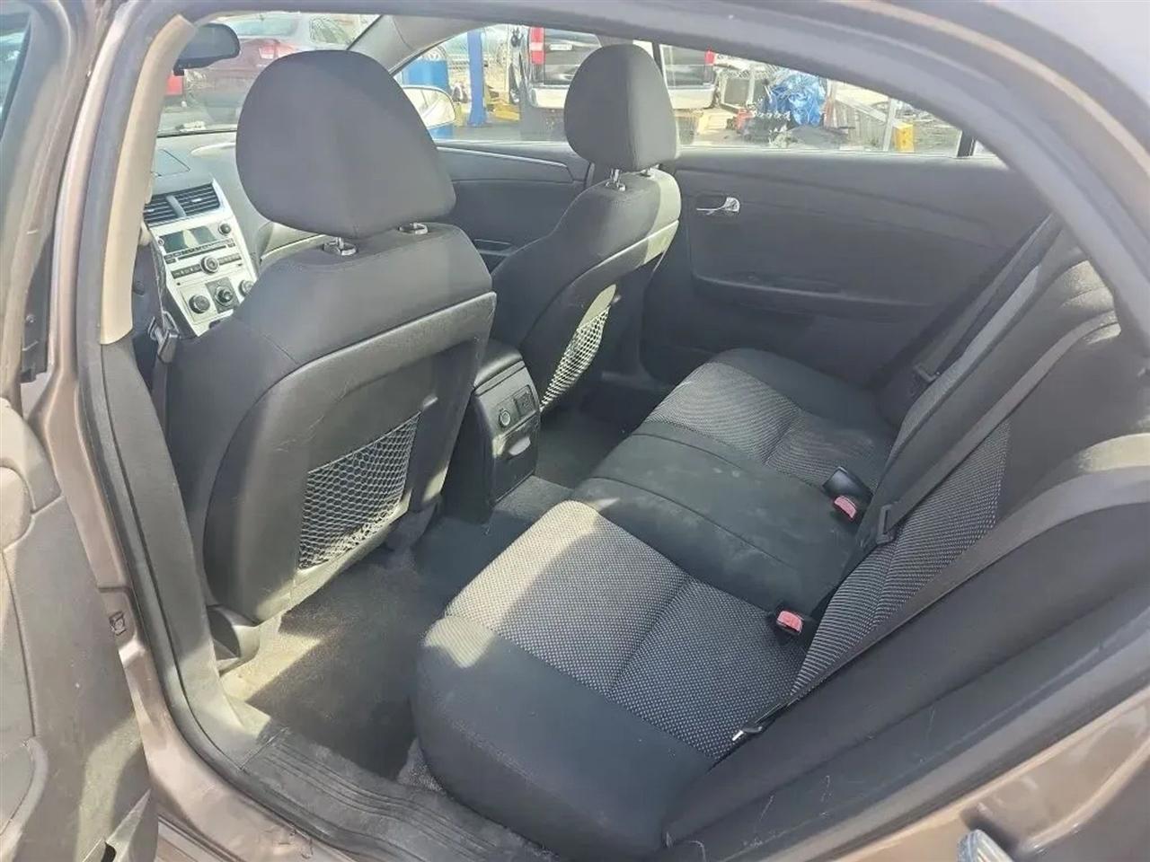 Chevrolet Malibu 1LT 2012