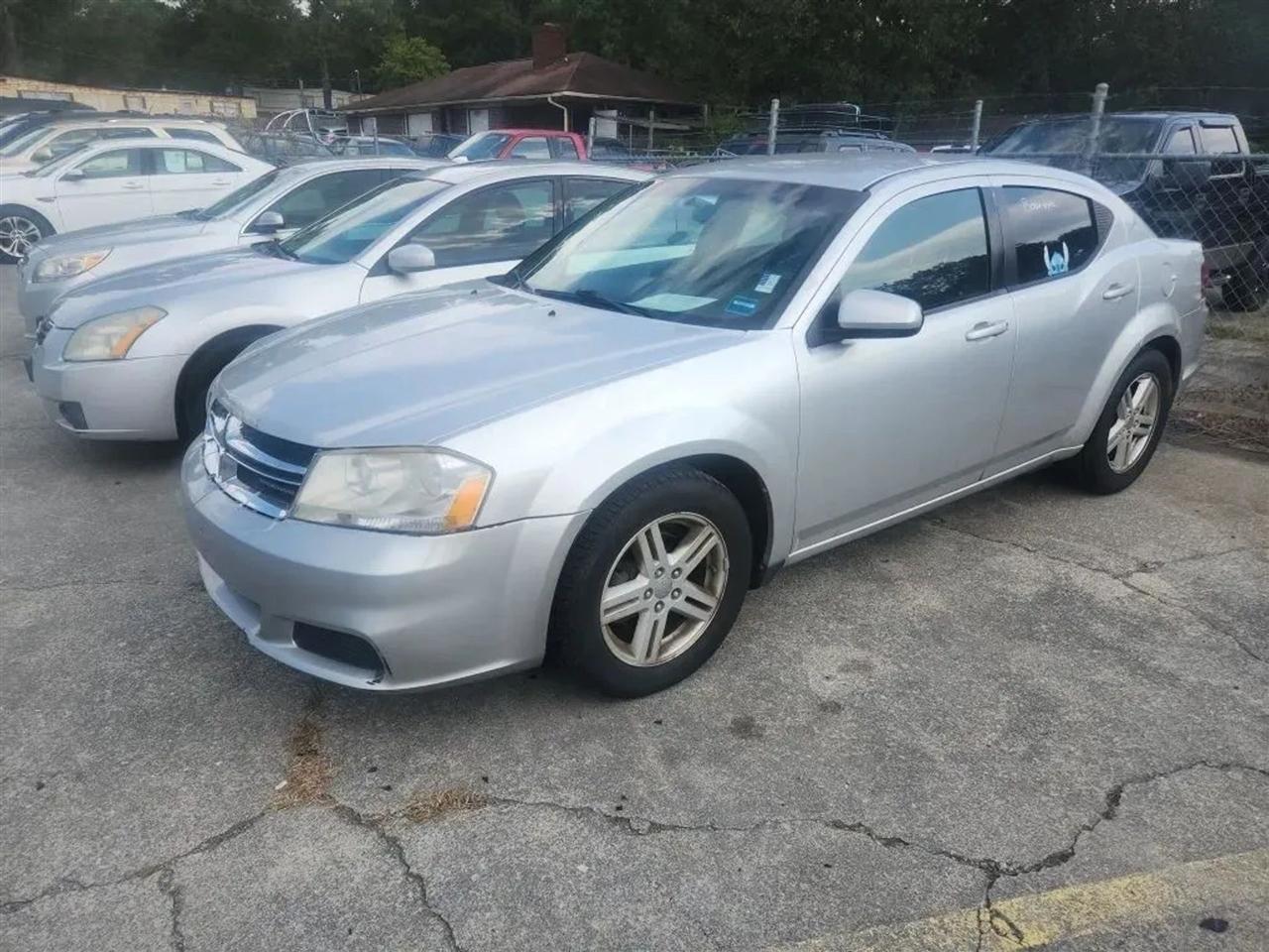 Dodge Avenger SXT 2012