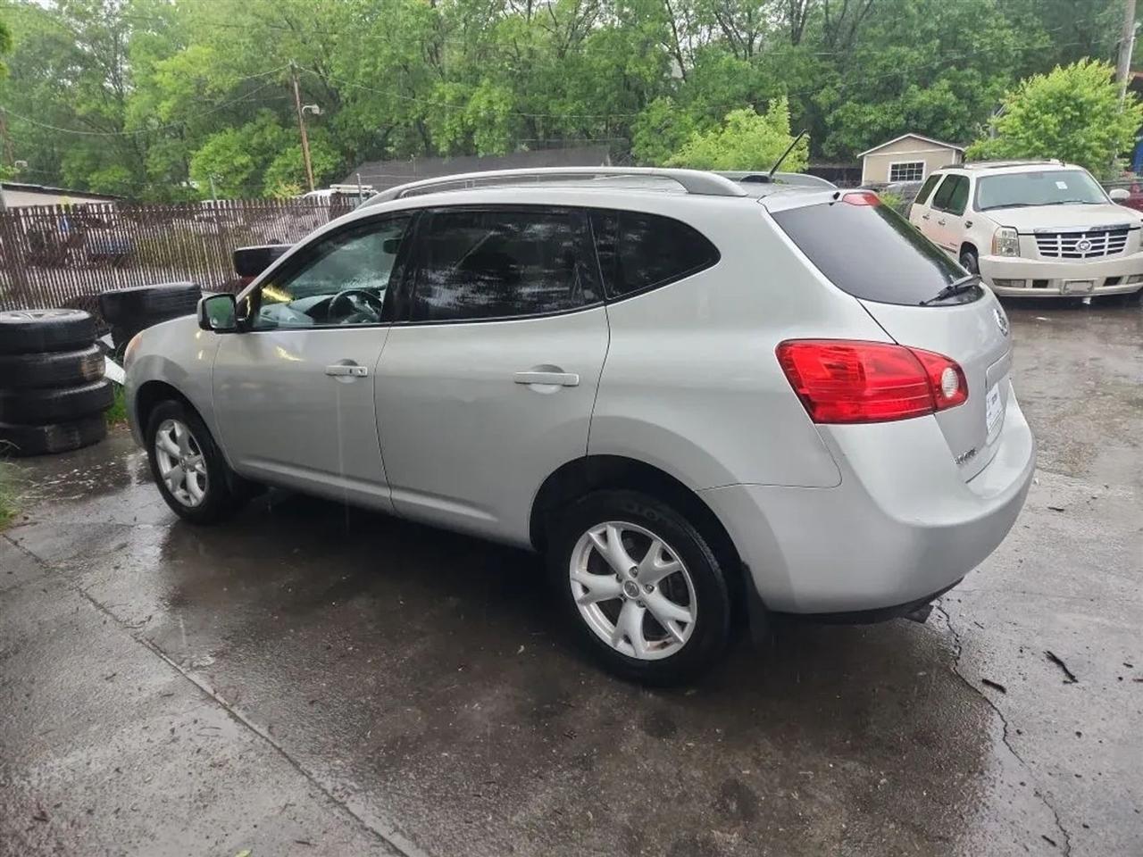 Nissan Rogue SL AWD 2009