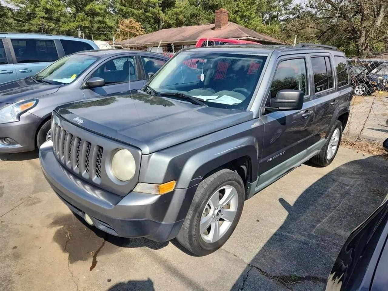 Jeep Patriot Sport 2WD 2012