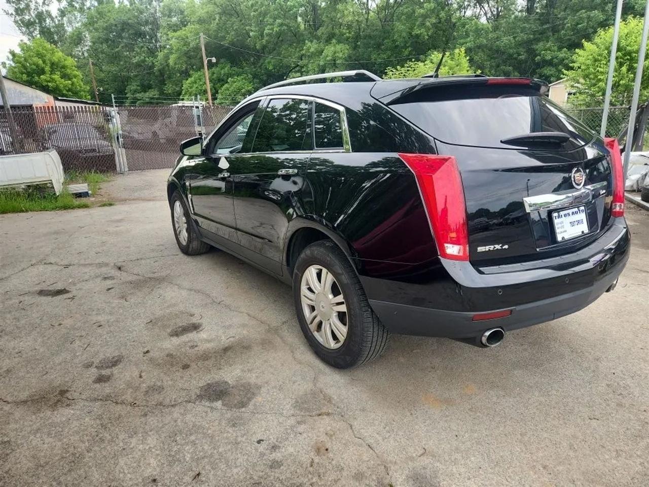 Cadillac SRX Luxury Collection AWD 2011