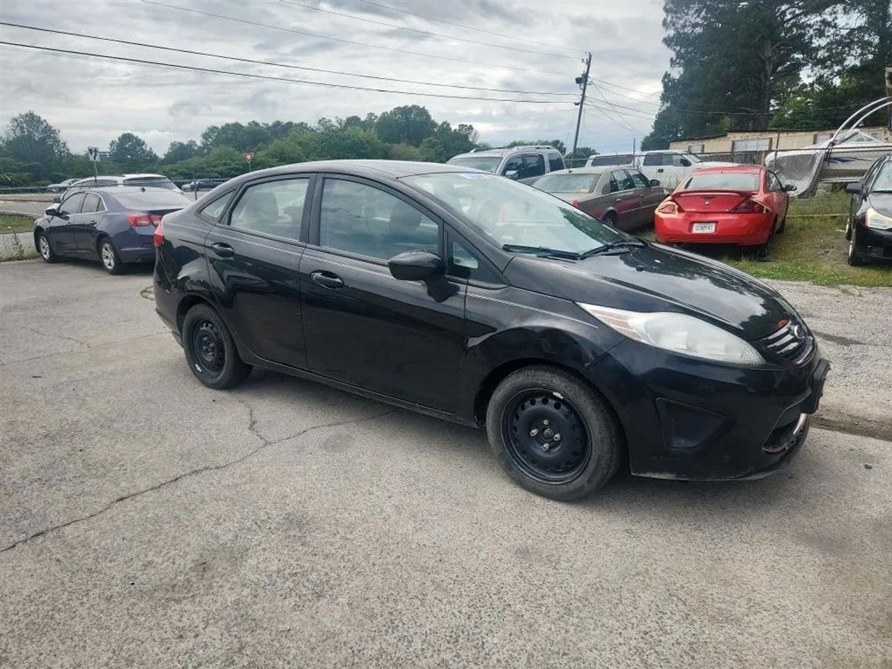 Ford Fiesta S Sedan 2011