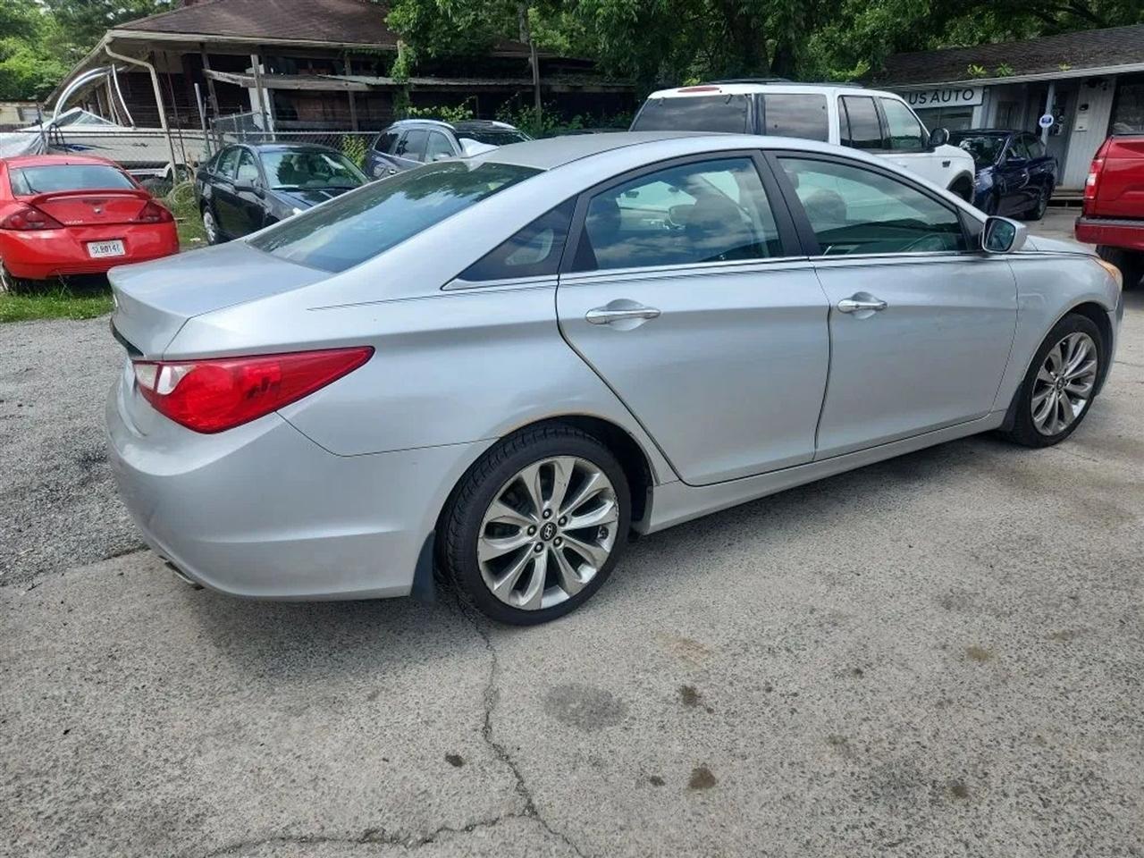 Hyundai Sonata SE Auto 2013