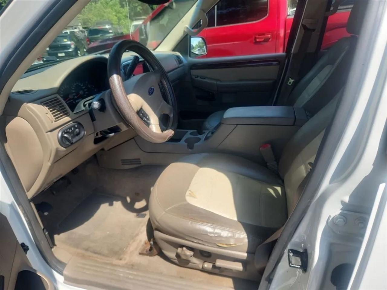Ford Explorer Eddie Bauer 4.0L 2WD 2003