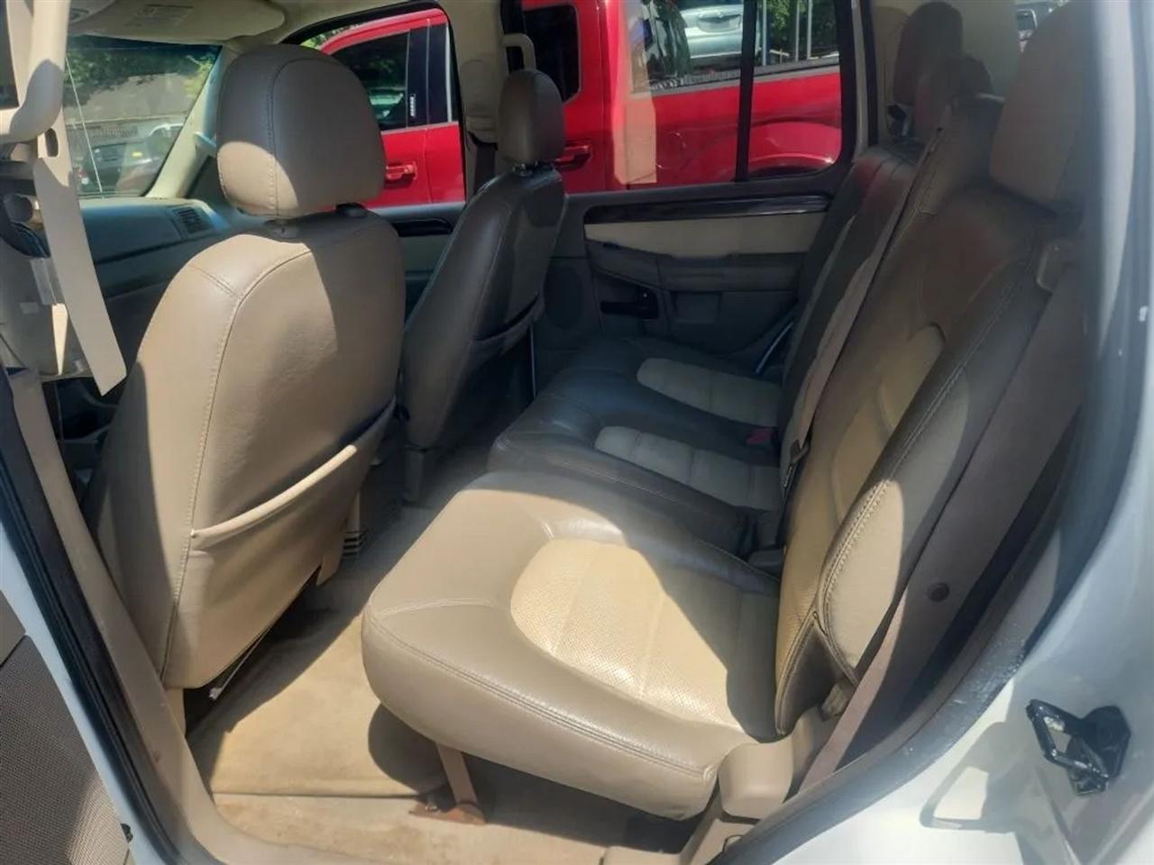 Ford Explorer Eddie Bauer 4.0L 2WD 2003
