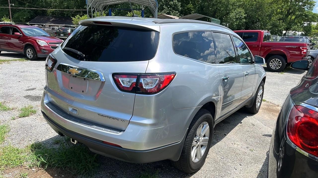 Chevrolet Traverse 1LT FWD 2013
