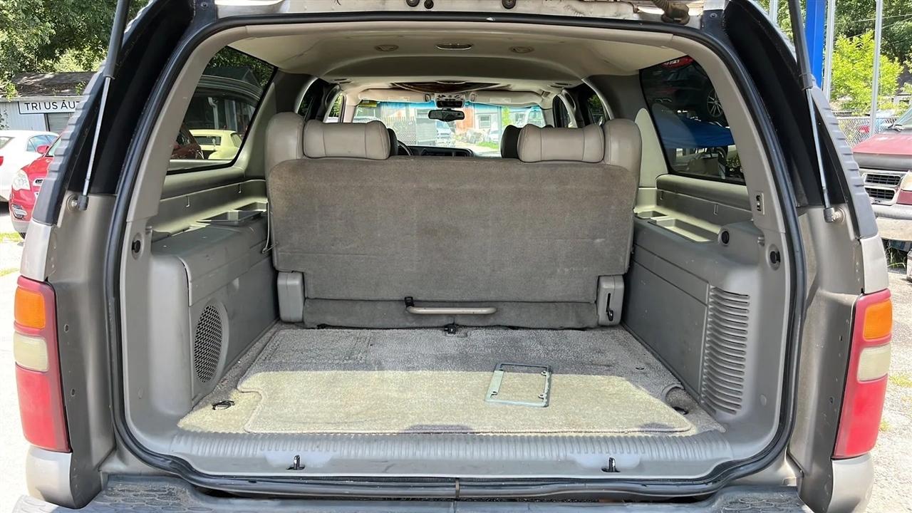 GMC Yukon Denali XL 2002