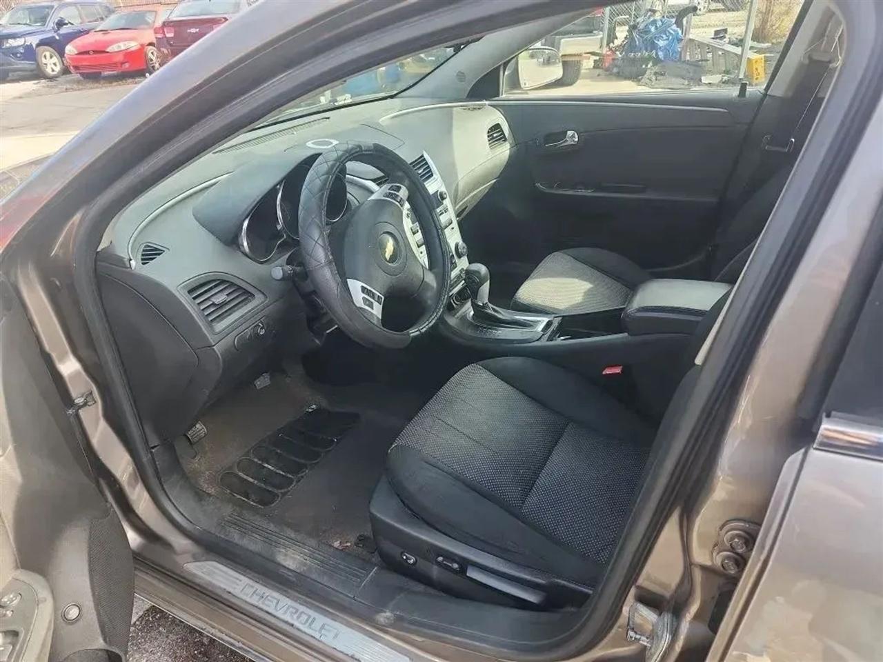 Chevrolet Malibu 1LT 2012