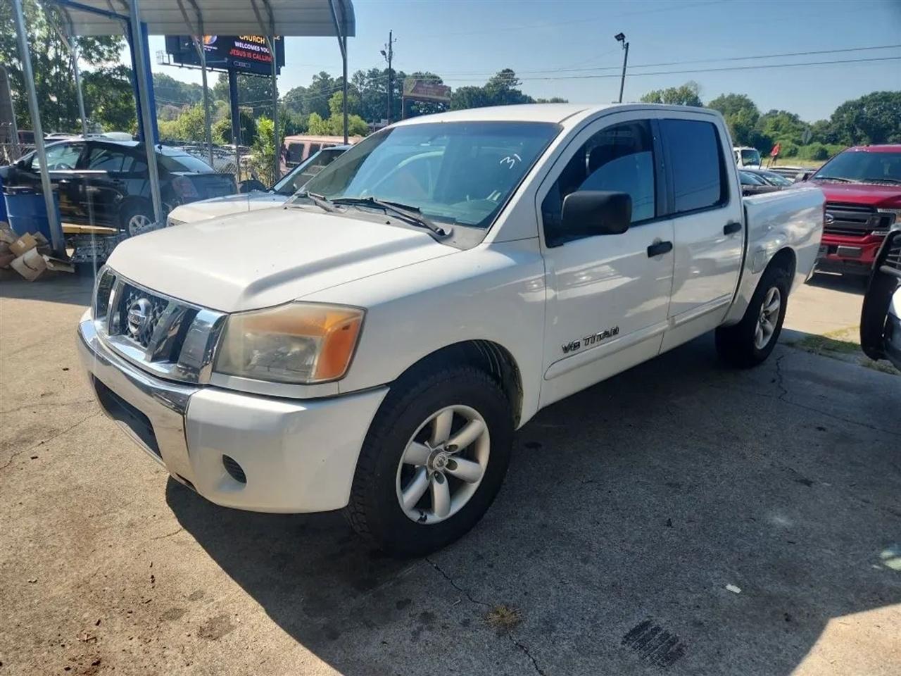 Nissan Titan SV Crew Cab 2WD 2012