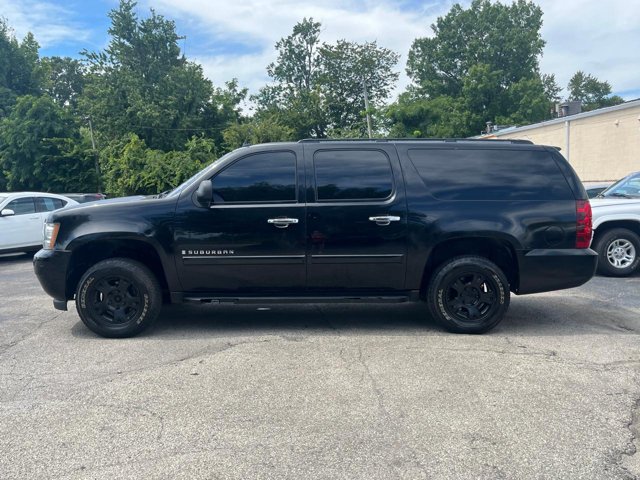 Used 2008 Chevrolet Suburban LTZ 1500 4WD for Sale in Louisville KY