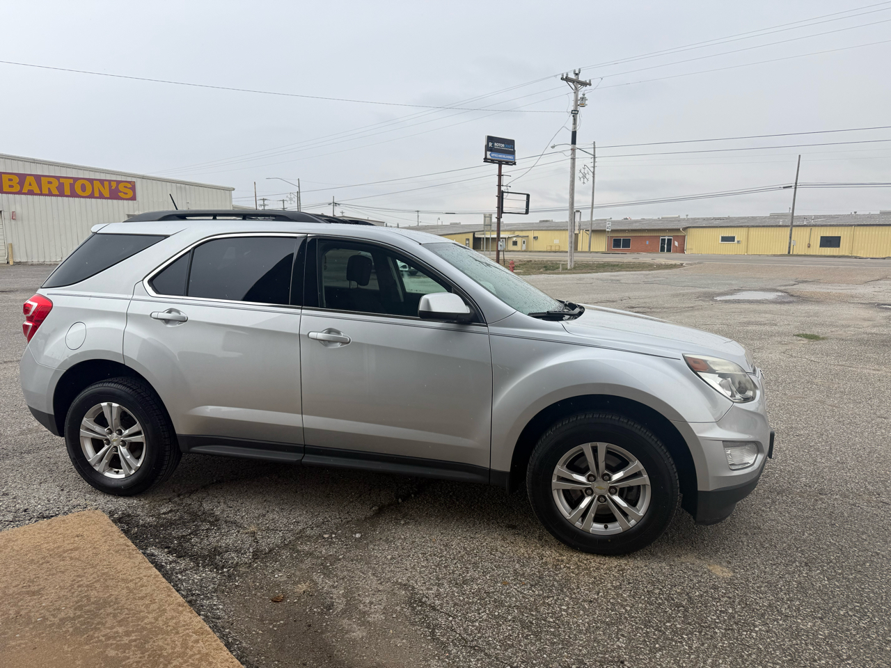 2017 Chevrolet Equinox LT 2WD