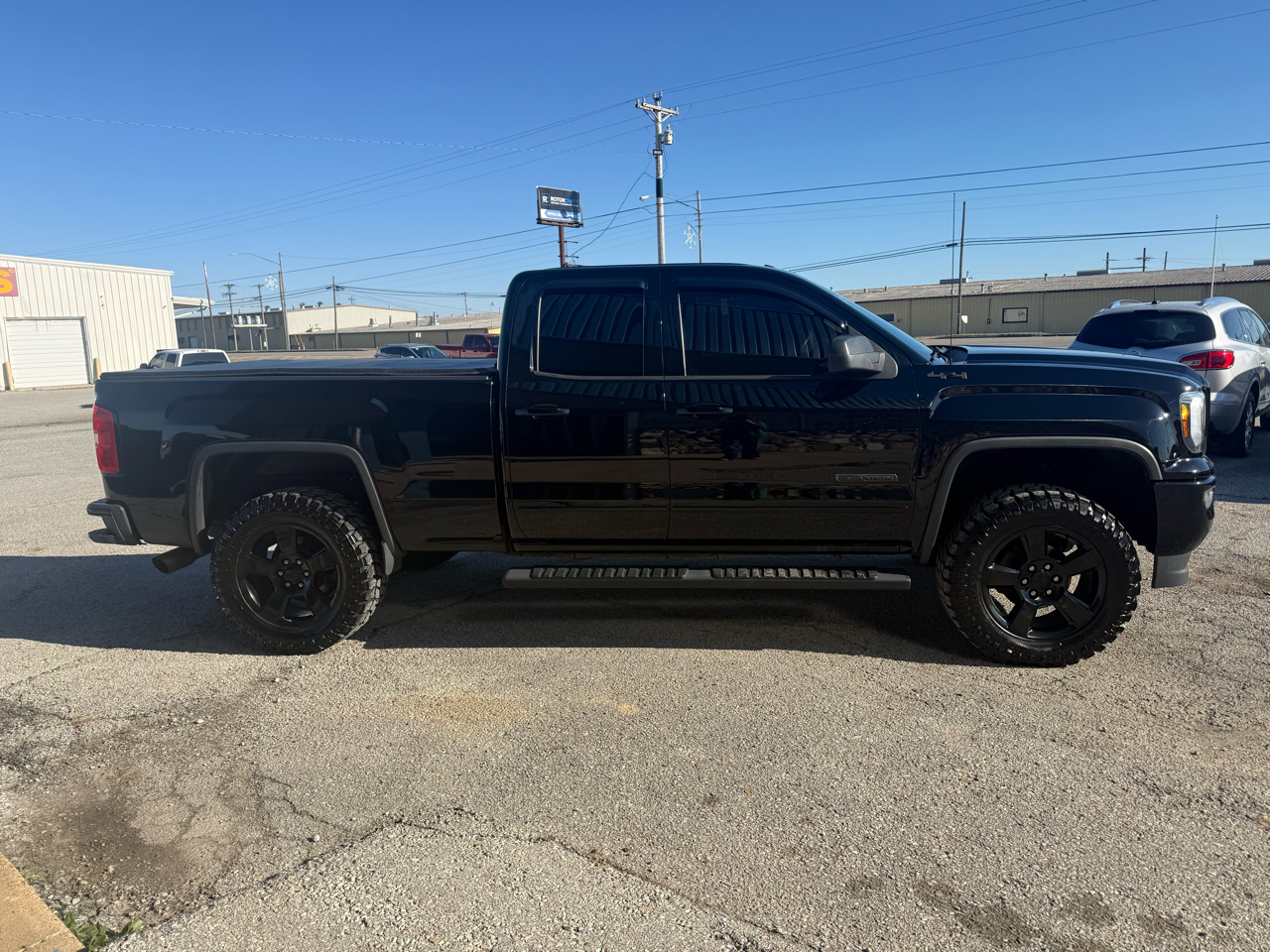 GMC Sierra 1500 Base Double Cab 4WD 2017