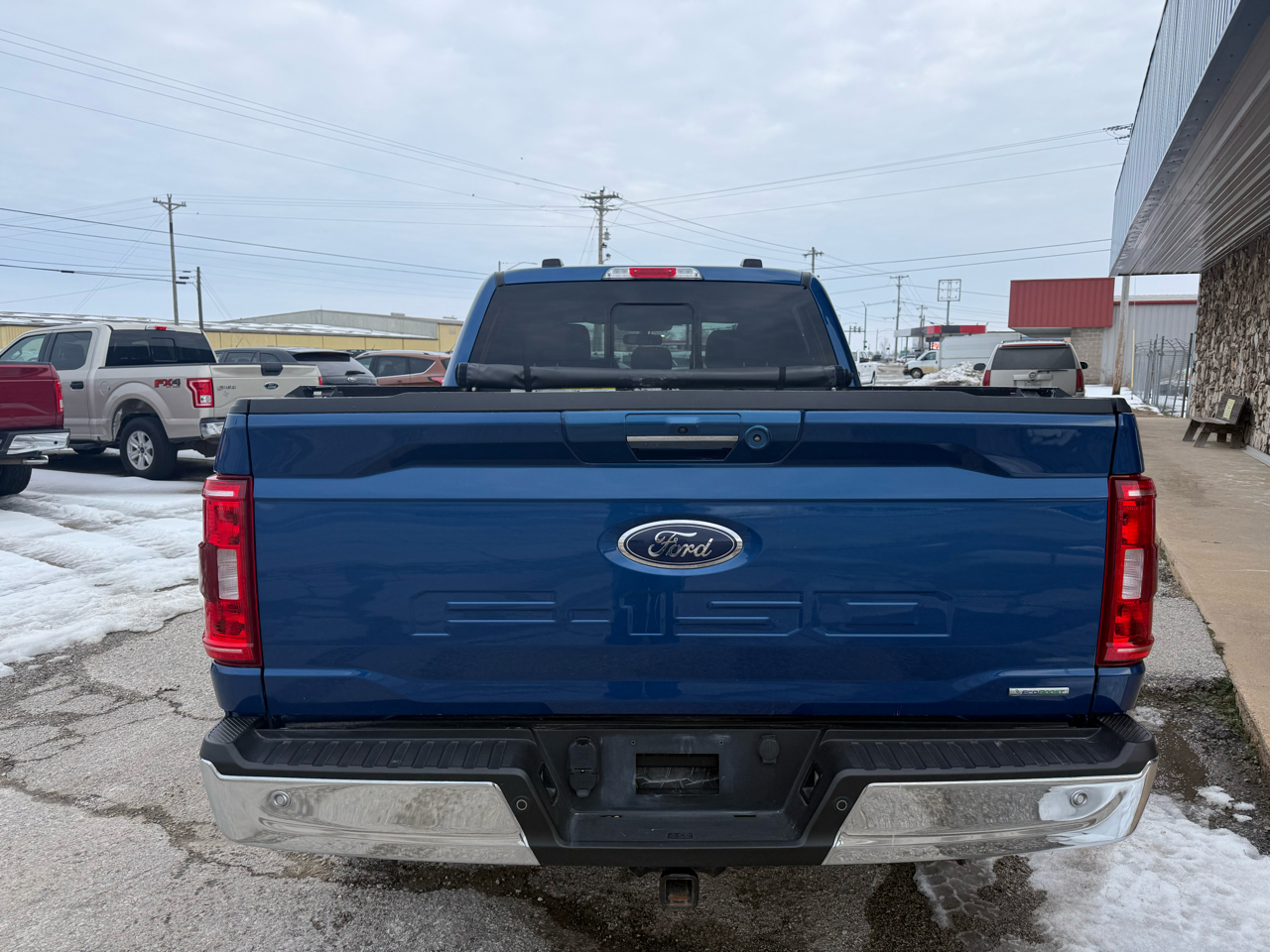 Ford F-150 XLT SuperCrew 4WD 2022
