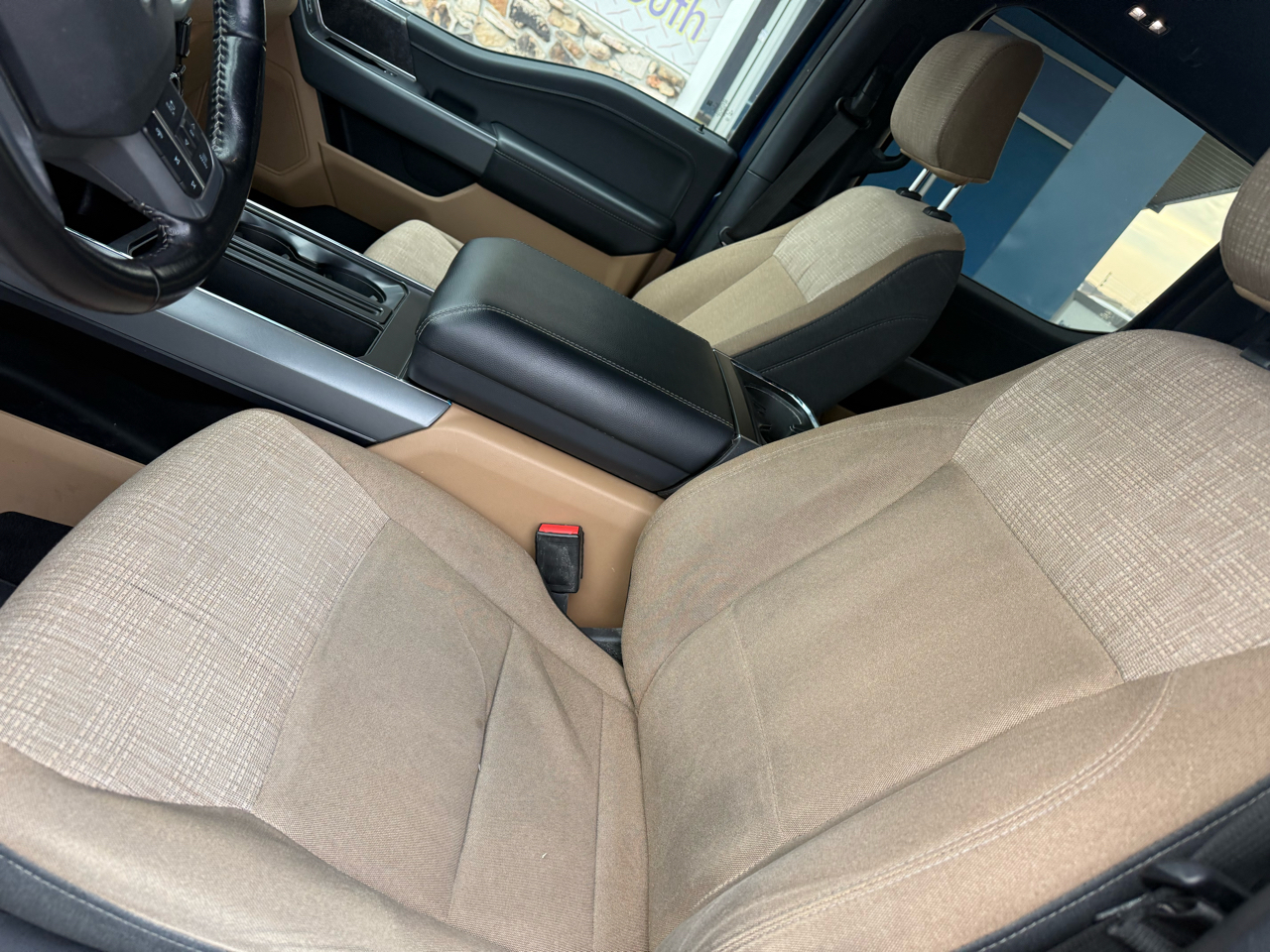 Ford F-150 XLT SuperCrew 4WD 2022