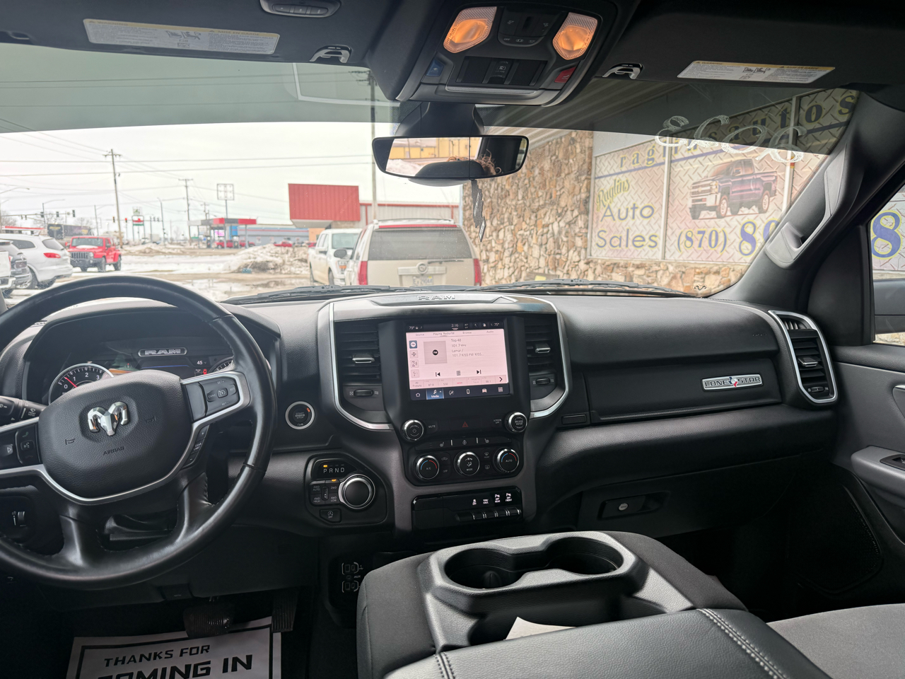 RAM 1500 Big Horn Crew Cab SWB 4WD 2023