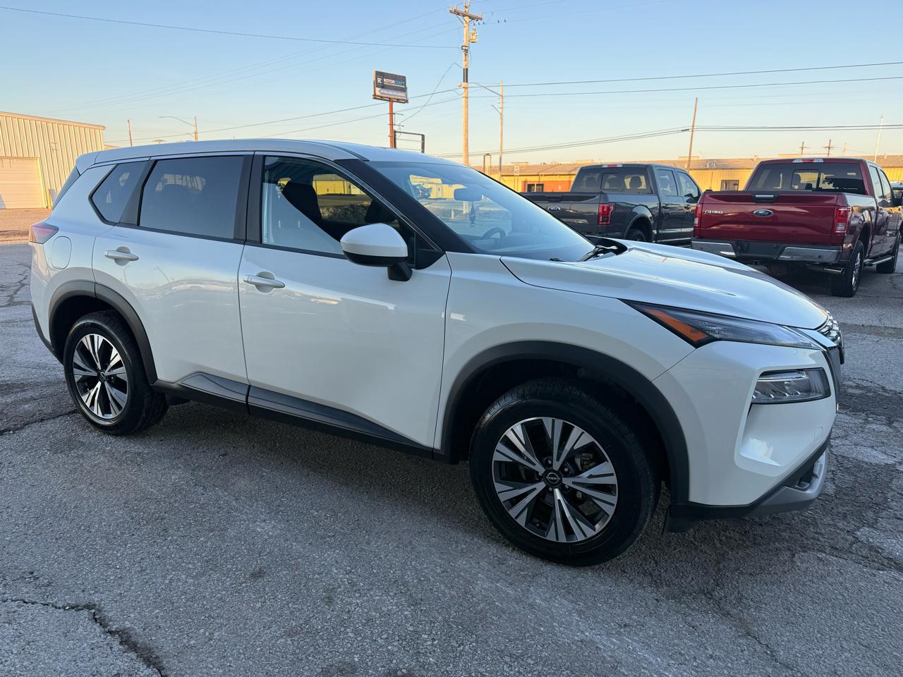 Nissan Rogue FWD SV 2023