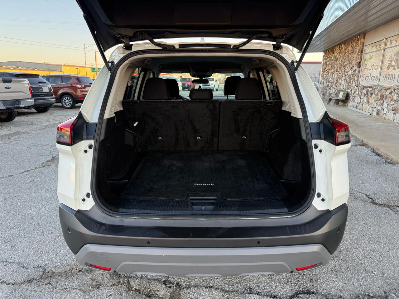 Nissan Rogue FWD SV 2023