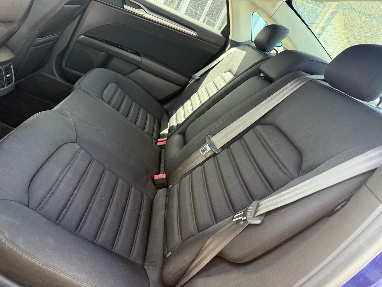 Ford Fusion 4dr Sdn SE Hybrid FWD 2015