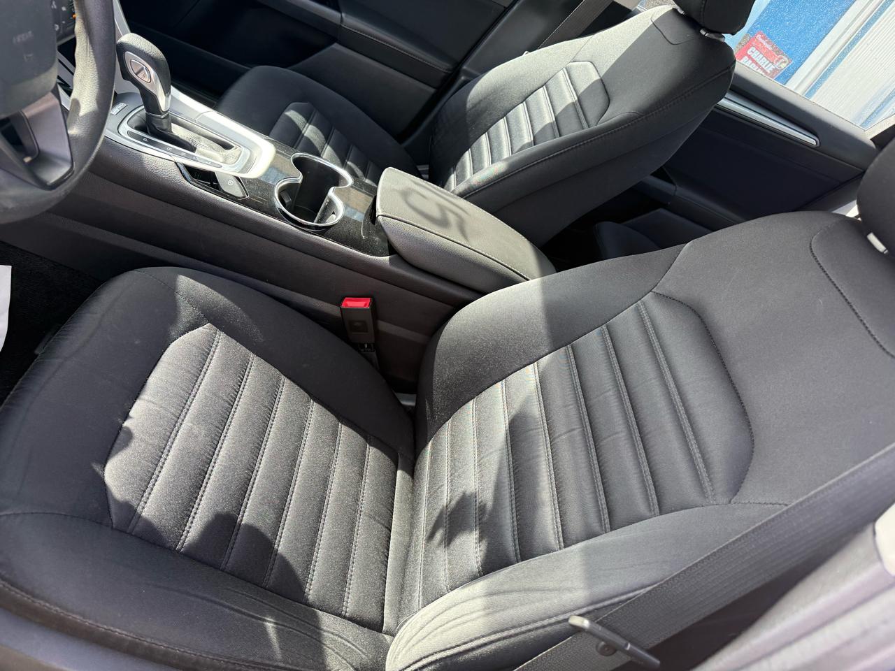 Ford Fusion 4dr Sdn SE Hybrid FWD 2015