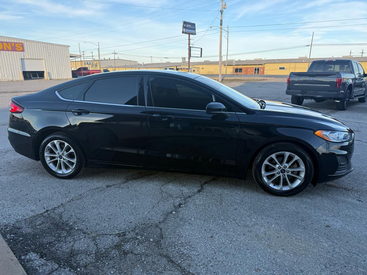 2019 Ford Fusion SE FWD