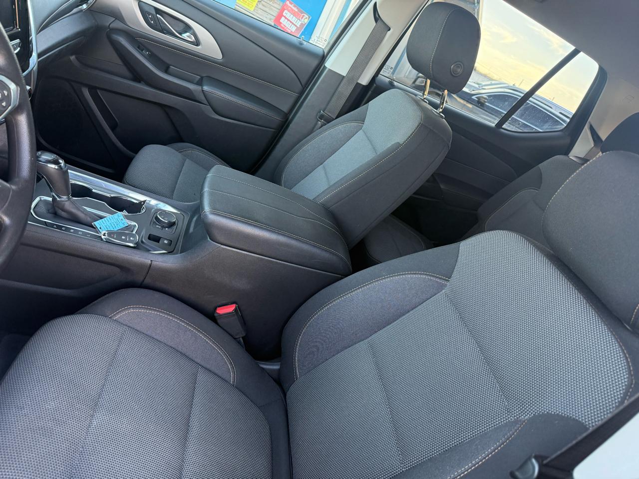 Chevrolet Traverse AWD 4dr LS w/1FL 2020