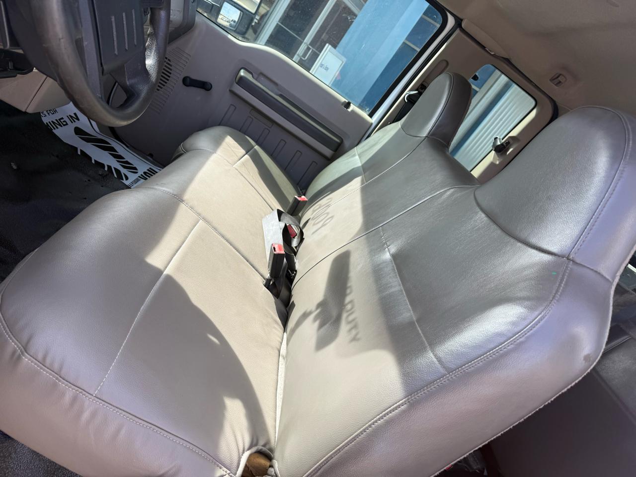 Ford Super Duty F-350 DRW 2WD SuperCab 158" Lariat 2009