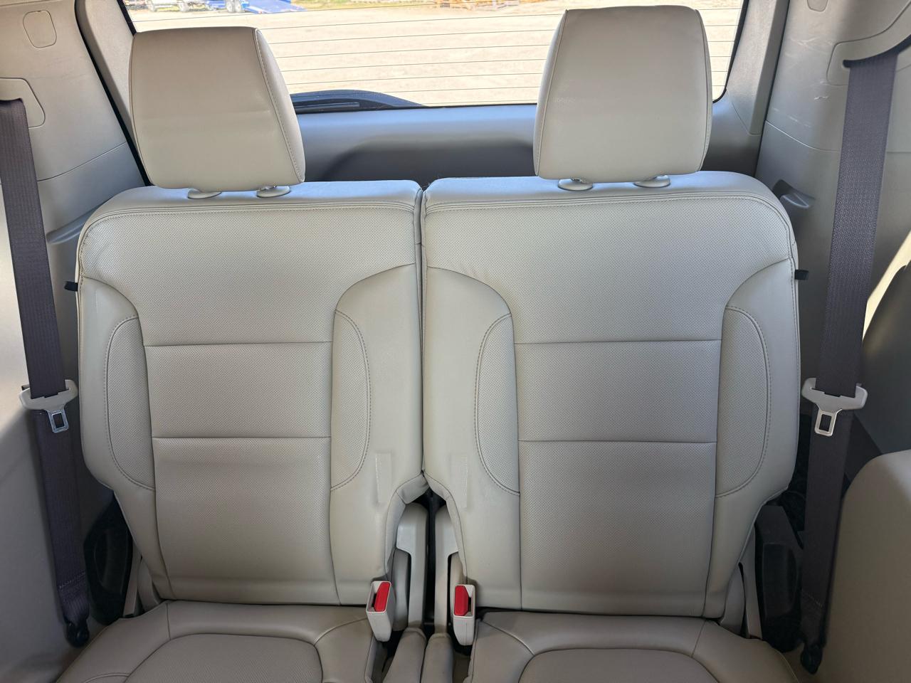 GMC Acadia AWD 4dr Denali 2017