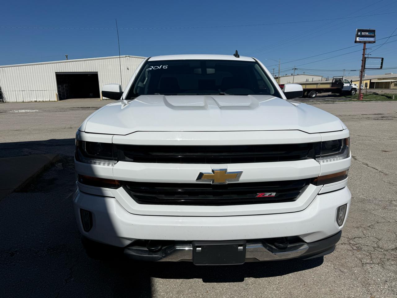 Chevrolet Silverado 1500 4WD Crew Cab 143.5" LT w/2LT 2018
